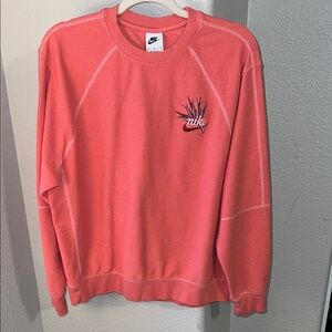 Nike Sweatshirt Women’s Size M